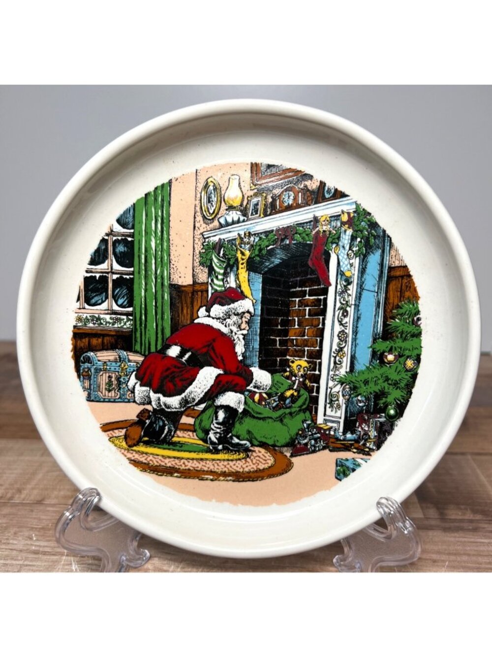 Vintage Clay Design Santa Christmas Dish